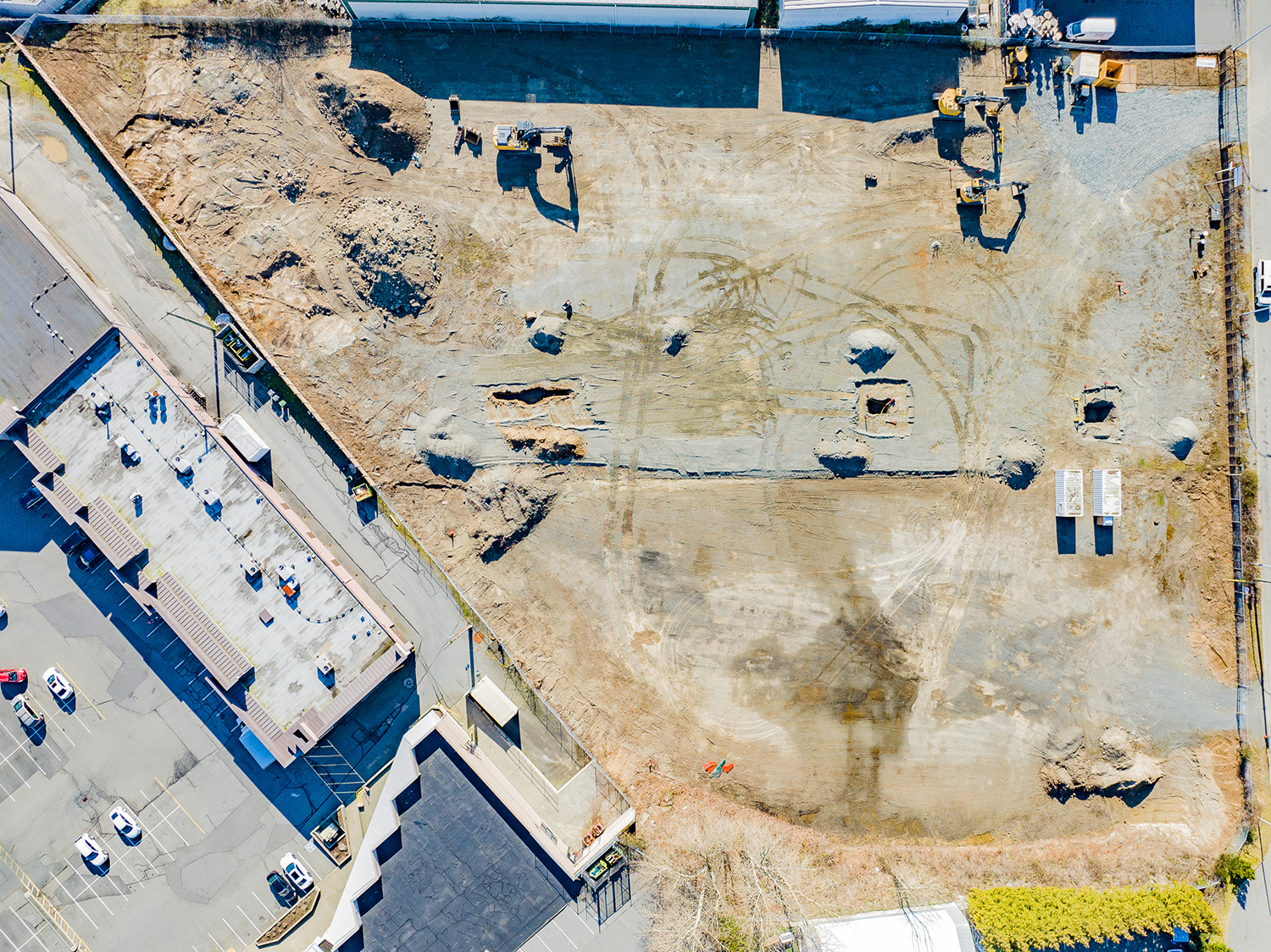 Commercial Property 1950 & 1960 Diesel Way - Tor Properties Management Inc.